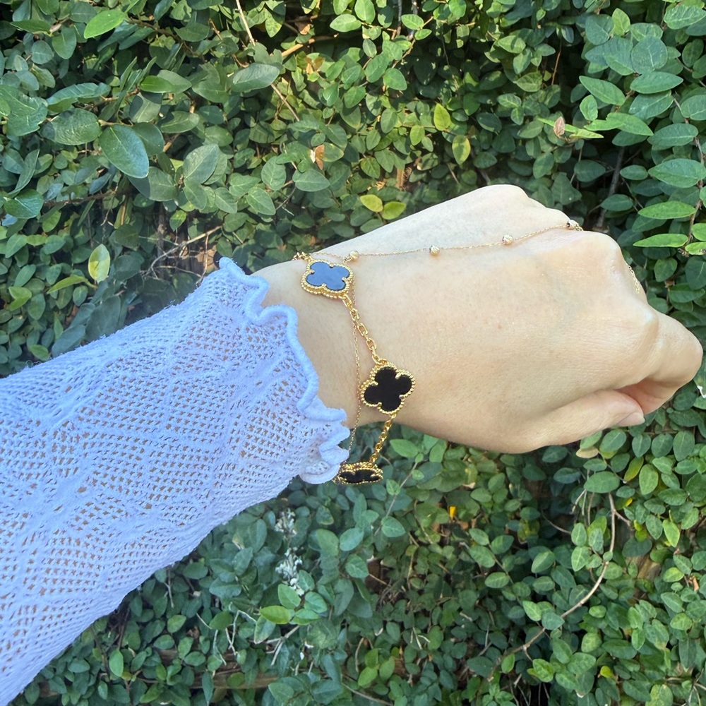 Gold and Black Cloverleaf Bracelet - Picture 3 of 6